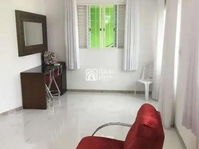 Casa / Sobrado Comercial para Locação em Betim/MG Ingá 5 Quartos