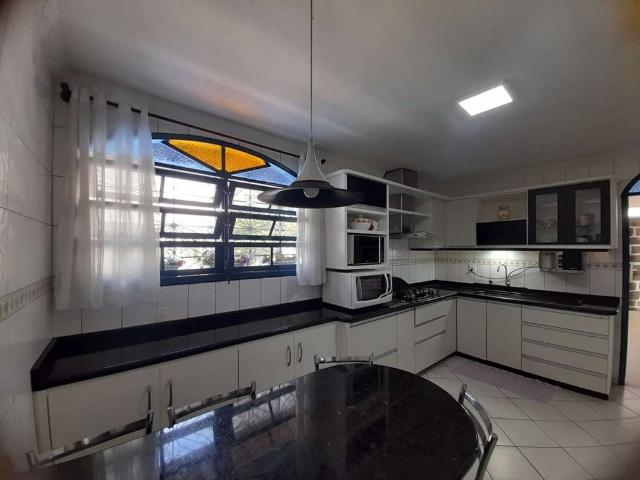 Casa / Sobrado Comercial para Locação em Biguaçu/SC Jardim Janaina