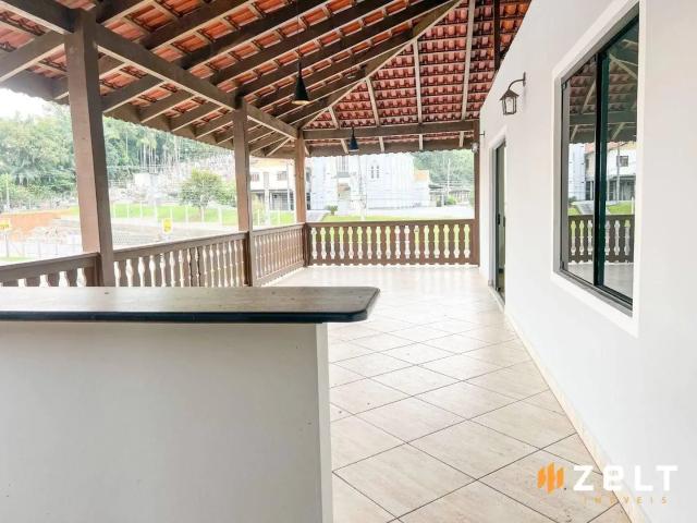 Casa / Sobrado Comercial para Locação em Blumenau/SC Fortaleza Alta 5 Quartos
