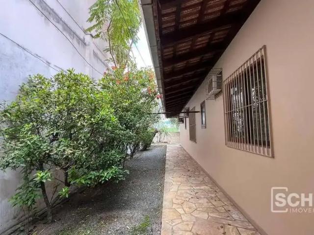 Casa / Sobrado Comercial para Locação em Blumenau/SC Itoupava Norte 5 Quartos