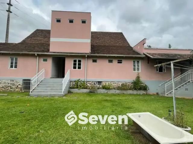 Casa / Sobrado Comercial para Locação em Blumenau/SC Salto