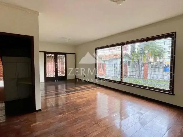 Casa / Sobrado Comercial para Locação em Blumenau/SC Ponta Aguda