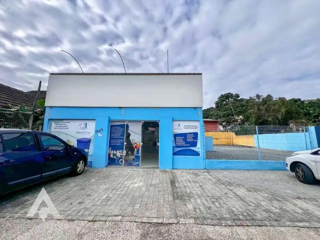 Casa / Sobrado Comercial para Locação em Blumenau/SC Escola Agrícola