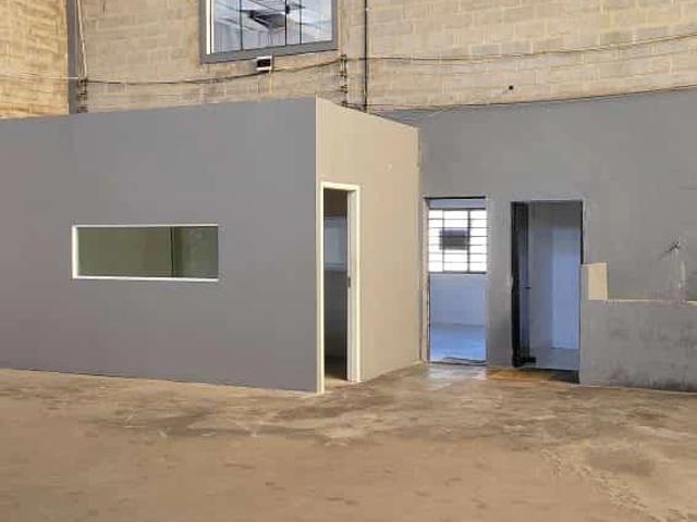 Casa / Sobrado Comercial para Locação em Bom Jesus dos Perdões/SP Centro