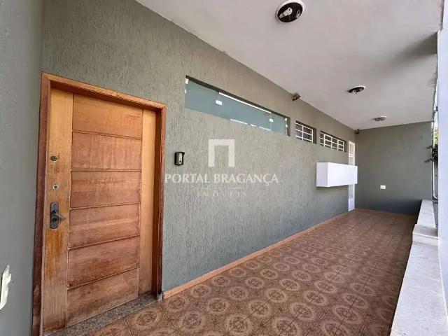 Casa / Sobrado Comercial para Locação em Bragança Paulista/SP Centro