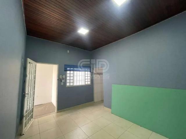 Casa / Sobrado Comercial para Locação em Cuiabá/MT Araés