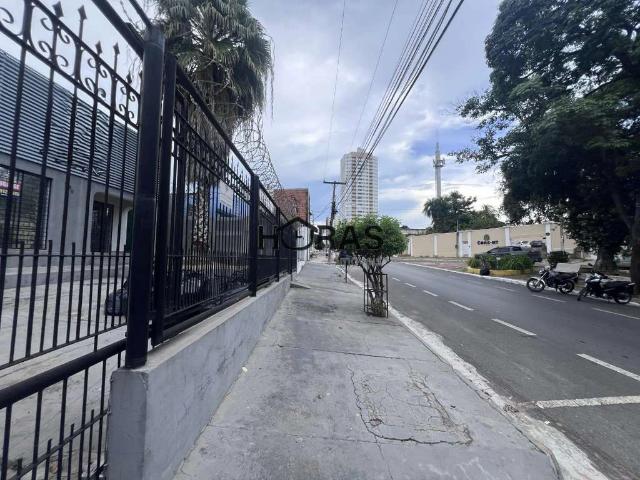 Casa / Sobrado Comercial para Locação em Cuiabá/MT Cidade Alta 3 Quartos