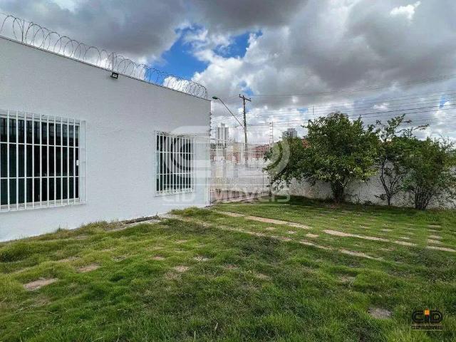 Casa / Sobrado Comercial para Locação em Cuiabá/MT Jardim Tropical