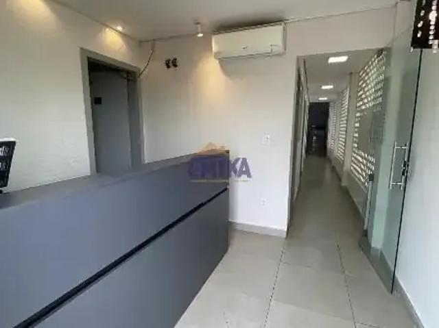 Casa / Sobrado Comercial para Locação em Cuiabá/MT Jardim Cuiabá 9 Quartos