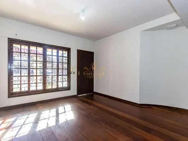 Casa / Sobrado Comercial para Locação em Curitiba/PR Cajuru