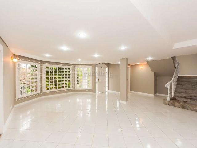 Casa / Sobrado Comercial para Locação em Curitiba/PR Campina do Siqueira