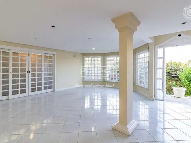 Casa / Sobrado Comercial para Locação em Curitiba/PR Campina do Siqueira