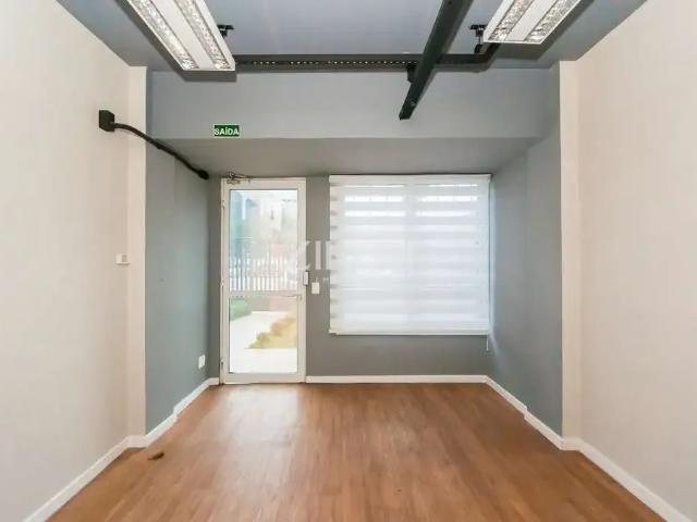 Casa / Sobrado Comercial para Locação em Curitiba/PR Centro Cívico