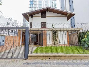 Casa / Sobrado Comercial para Locação em Curitiba/PR Centro 5 Quartos