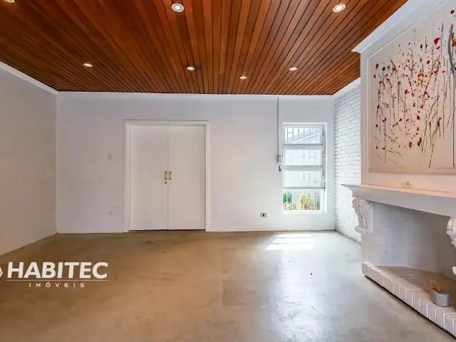 Casa / Sobrado Comercial para Locação em Curitiba/PR Centro 6 Quartos