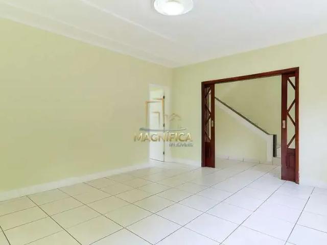 Casa / Sobrado Comercial para Locação em Curitiba/PR Centro 6 Quartos