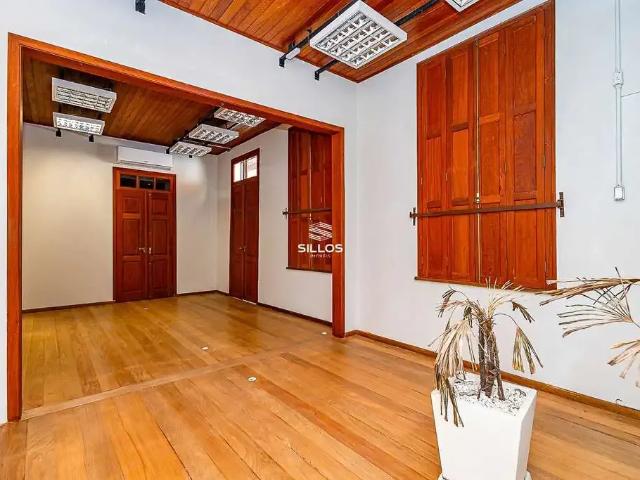 Casa / Sobrado Comercial para Locação em Curitiba/PR Centro