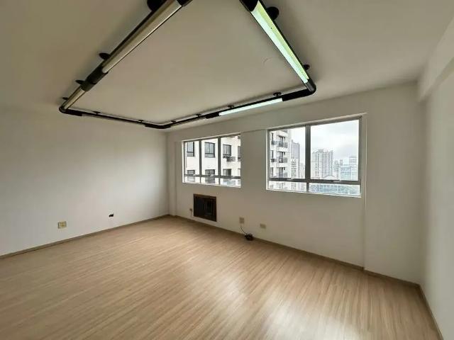Casa / Sobrado Comercial para Locação em Curitiba/PR Centro