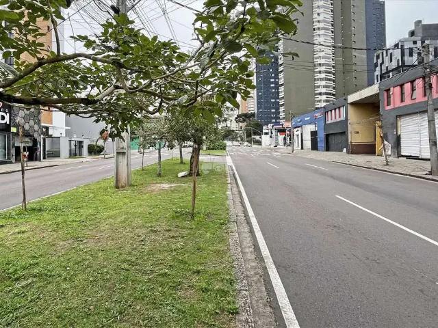 Casa / Sobrado Comercial para Locação em Curitiba/PR Água Verde