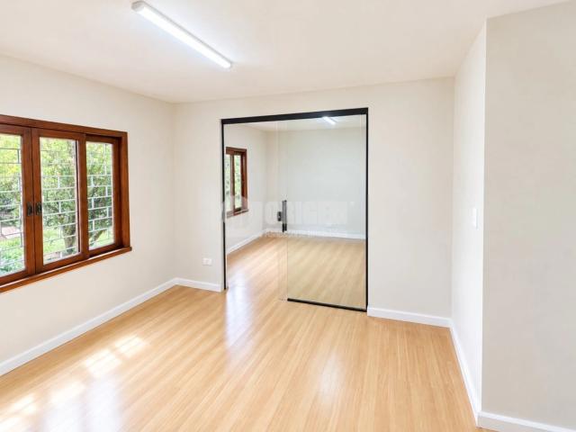 Casa / Sobrado Comercial para Locação em Curitiba/PR Água Verde