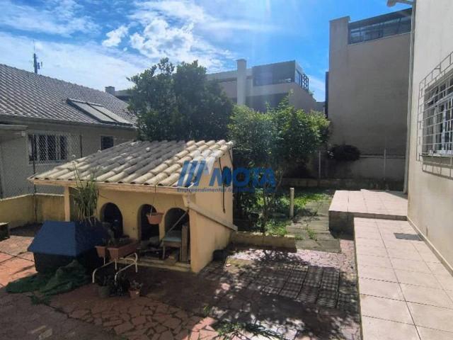 Casa / Sobrado Comercial para Locação em Curitiba/PR Água Verde 2 Quartos