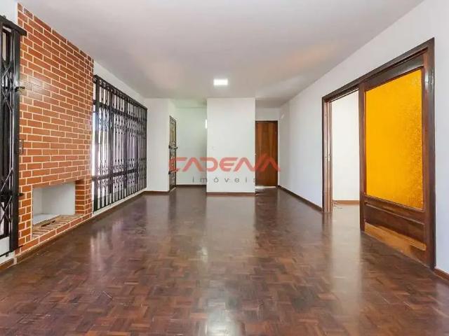 Casa / Sobrado Comercial para Locação em Curitiba/PR Água Verde 3 Quartos