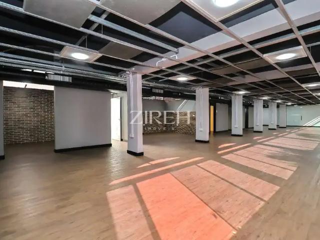 Casa / Sobrado Comercial para Locação em Curitiba/PR Ahú