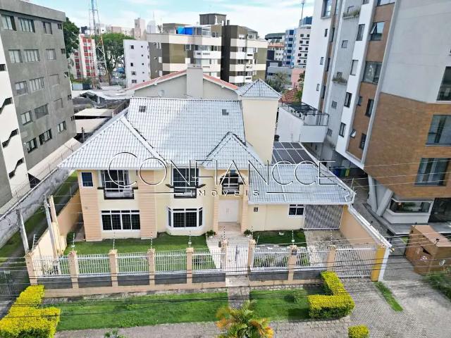 Casa / Sobrado Comercial para Locação em Curitiba/PR Alto da Glória 4 Quartos