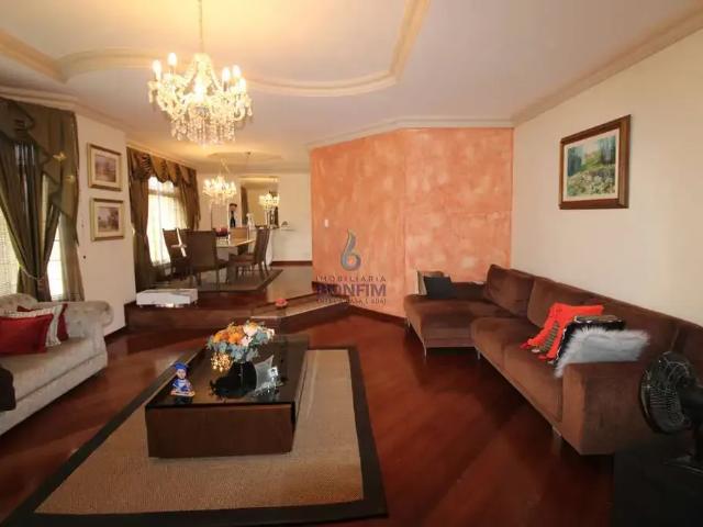 Casa / Sobrado Comercial para Locação em Curitiba/PR Alto da Glória 4 Quartos