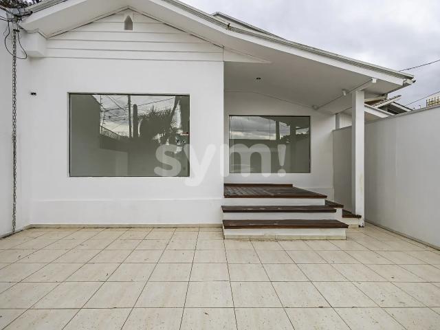 Casa / Sobrado Comercial para Locação em Curitiba/PR Alto da Rua XV