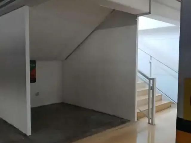 Casa / Sobrado Comercial para Locação em Curitiba/PR Boqueirão 1 Quartos