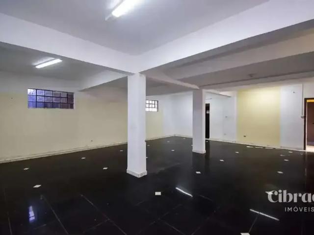 Casa / Sobrado Comercial para Locação em Curitiba/PR Boqueirão 3 Quartos