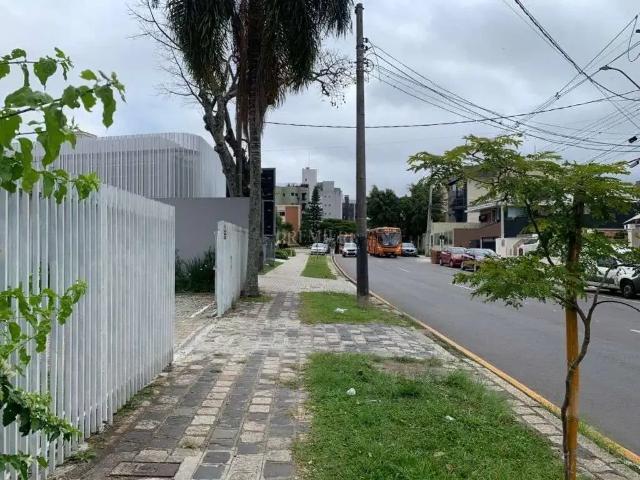 Casa / Sobrado Comercial para Locação em Curitiba/PR Batel