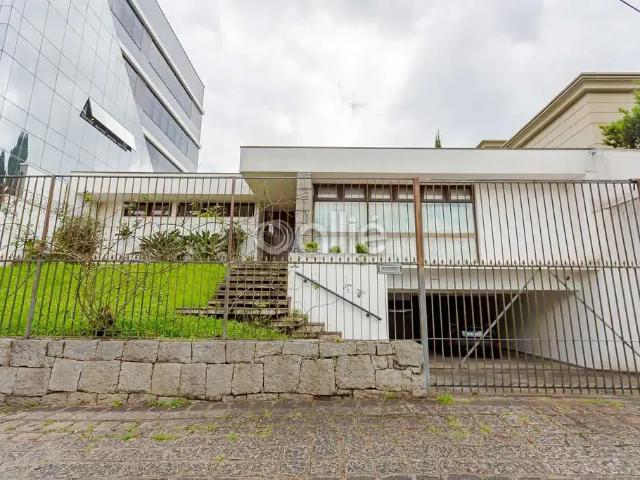 Casa / Sobrado Comercial para Locação em Curitiba/PR Batel 4 Quartos