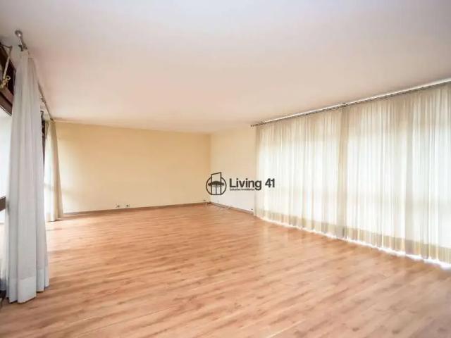 Casa / Sobrado Comercial para Locação em Curitiba/PR Batel 4 Quartos