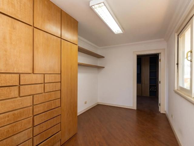 Casa / Sobrado Comercial para Locação em Curitiba/PR Batel