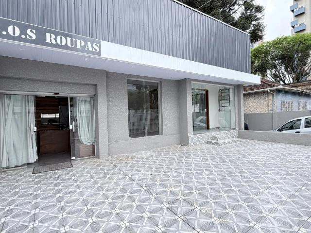 Casa / Sobrado Comercial para Locação em Curitiba/PR Bacacheri
