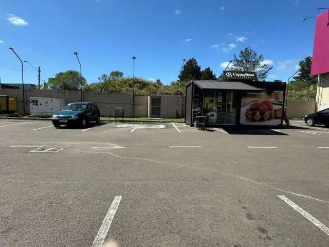 Casa / Sobrado Comercial para Locação em Curitiba/PR Atuba 1 Quartos