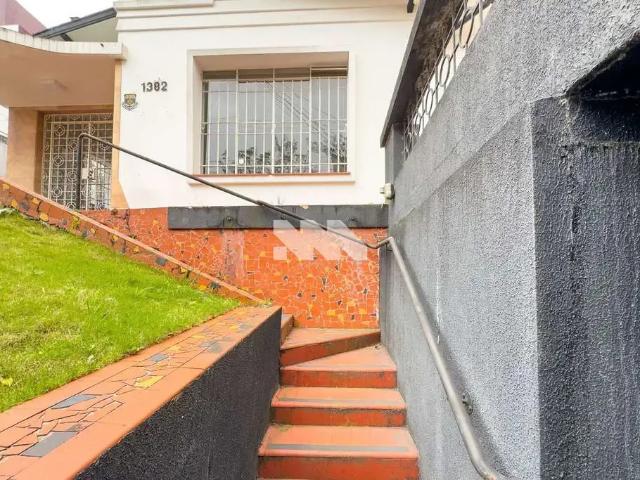 Casa / Sobrado Comercial para Locação em Curitiba/PR Bigorrilho