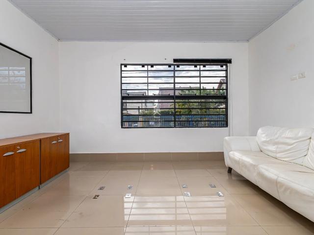 Casa / Sobrado Comercial para Locação em Curitiba/PR Guabirotuba
