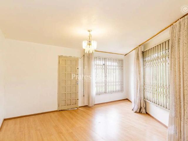 Casa / Sobrado Comercial para Locação em Curitiba/PR Jardim das Américas