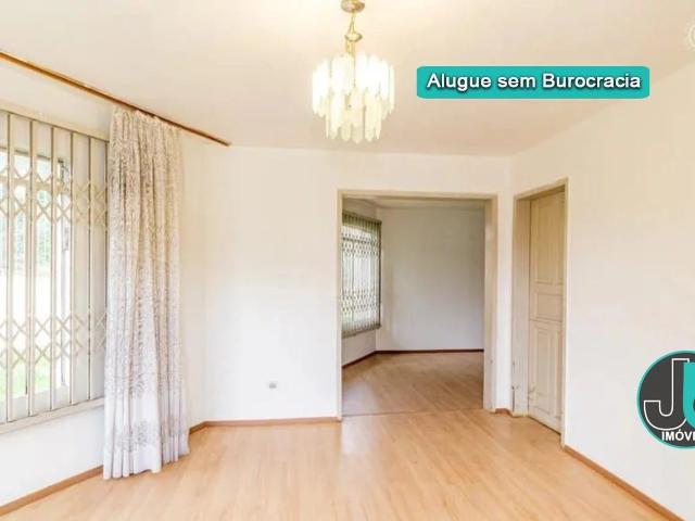 Casa / Sobrado Comercial para Locação em Curitiba/PR Jardim das Américas 2 Quartos