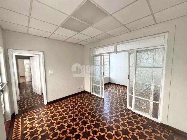 Casa / Sobrado Comercial para Locação em Curitiba/PR Mercês 12 Quartos