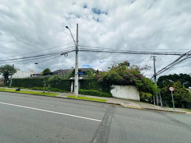 Casa / Sobrado Comercial para Locação em Curitiba/PR Mercês