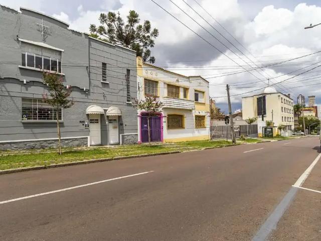 Casa / Sobrado Comercial para Locação em Curitiba/PR Mercês