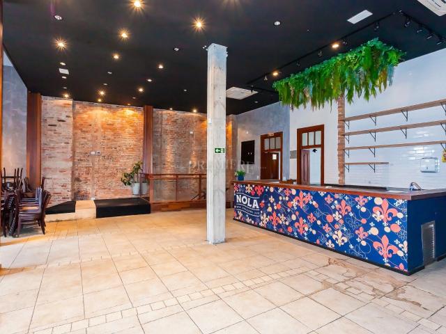 Casa / Sobrado Comercial para Locação em Curitiba/PR São Francisco 5 Quartos