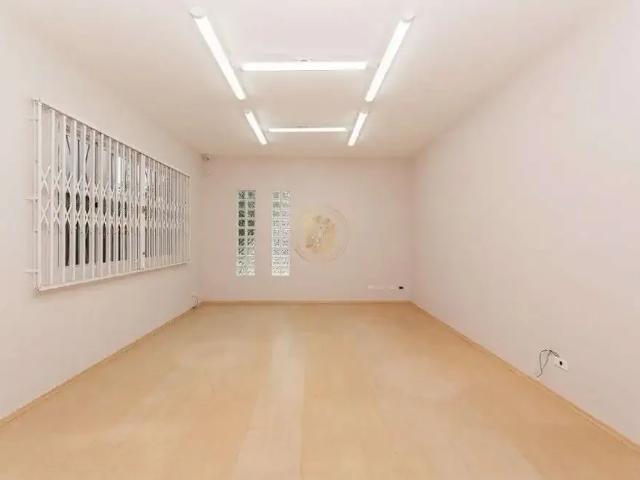 Casa / Sobrado Comercial para Locação em Curitiba/PR São Francisco 1 Quartos