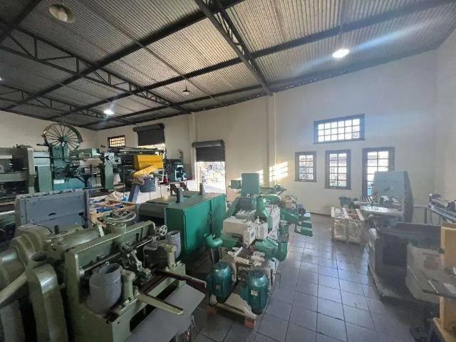 Casa / Sobrado Comercial para Locação em Curitiba/PR Santo Inácio