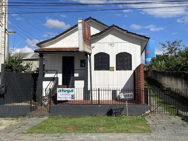 Casa / Sobrado Comercial para Locação em Curitiba/PR Santa Quitéria 3 Quartos