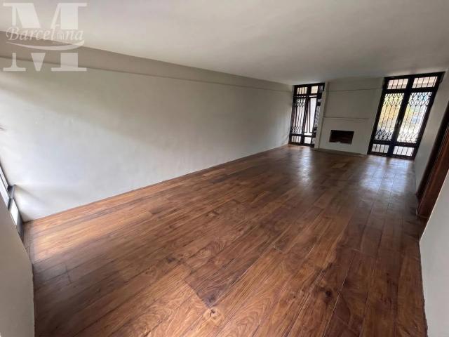 Casa / Sobrado Comercial para Locação em Curitiba/PR Santa Quitéria